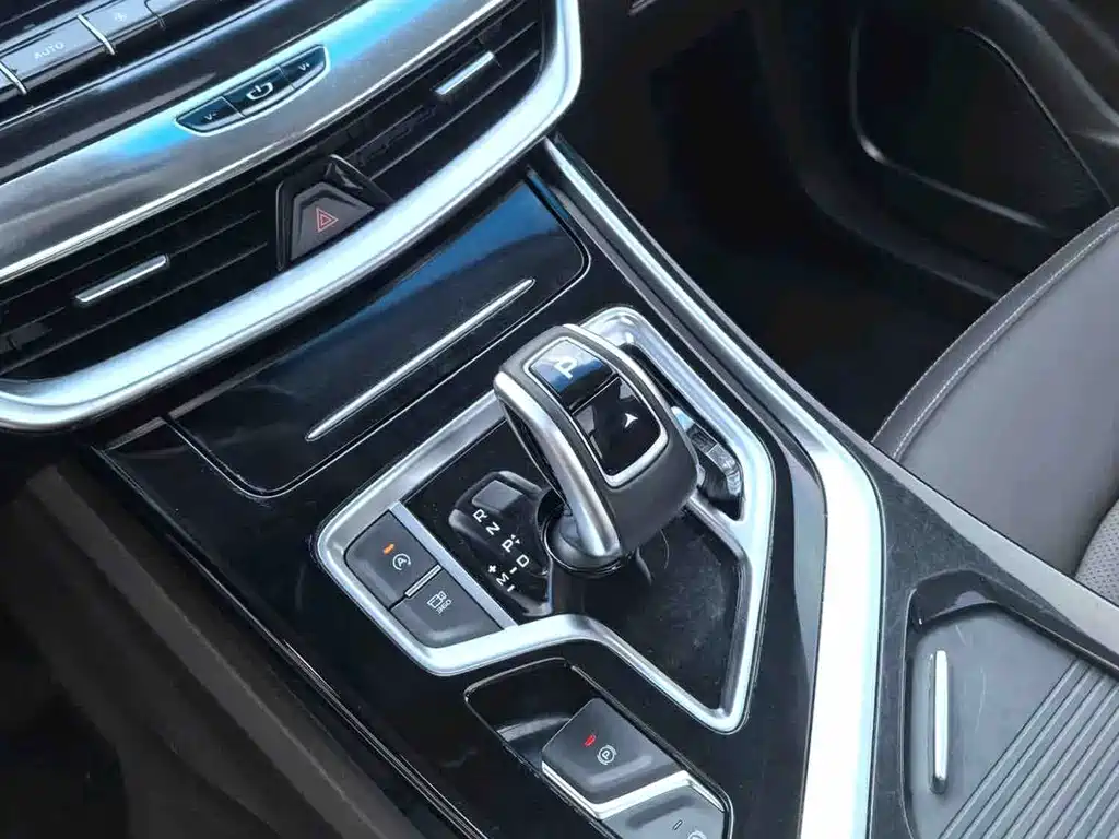 Geely Jia Ji — миниатюра 16