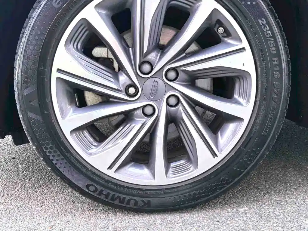 Geely Jia Ji — миниатюра 28