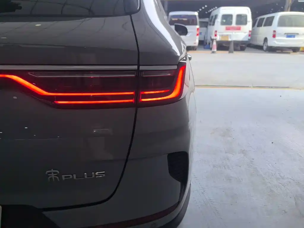 BYD PLUS New Energy — миниатюра 8
