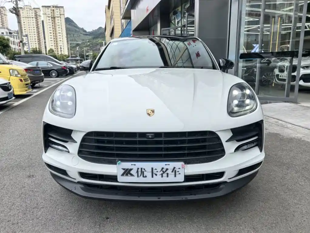 Porsche Macan — миниатюра 3