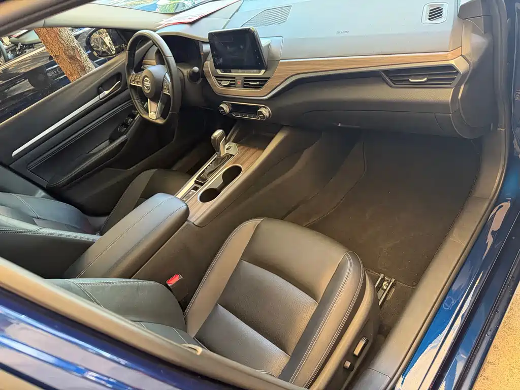 Nissan Teana — миниатюра 7