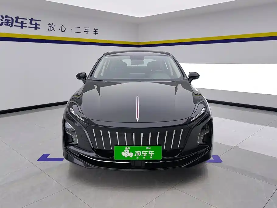 Hongqi Hongqi E-QM5 — миниатюра 2