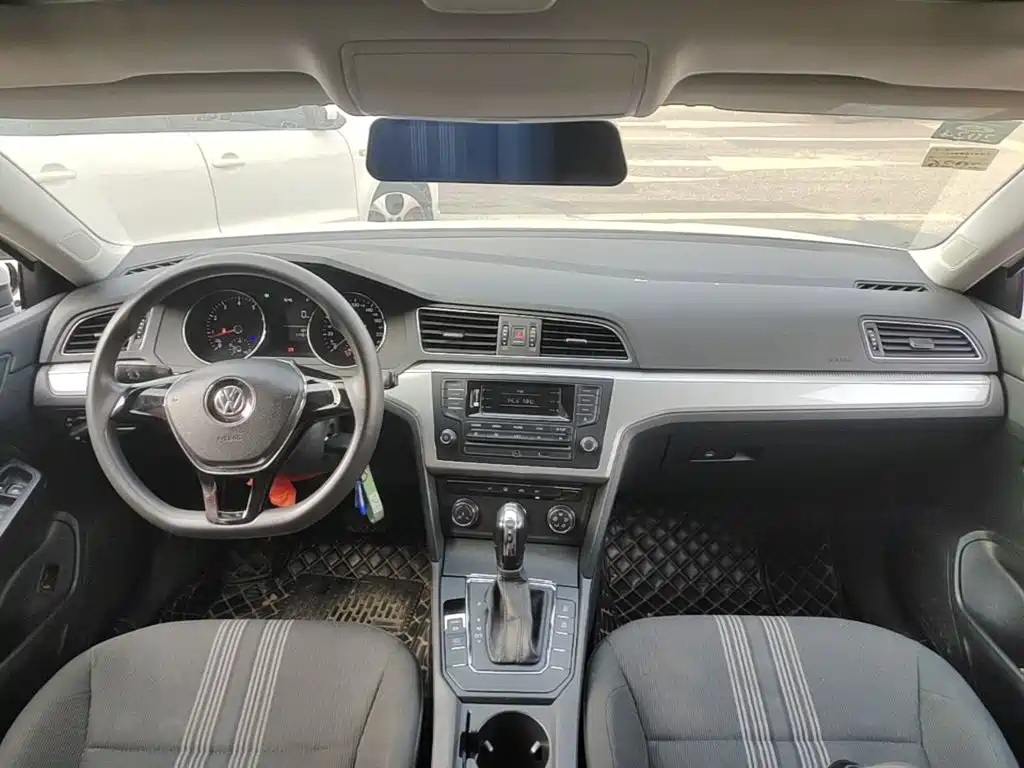 Volkswagen Lamando — миниатюра 10