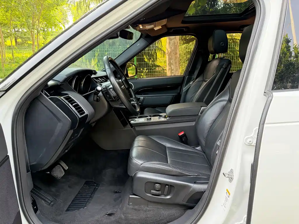 Land Rover Discovery - фото 6