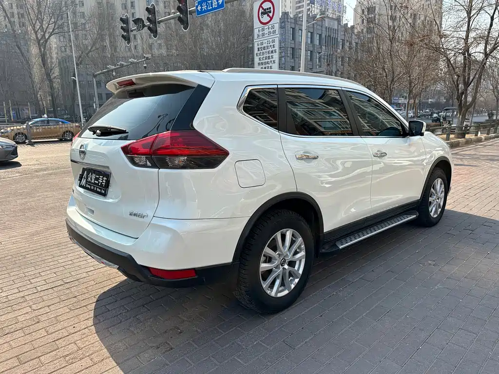 NISSAN QIJUN
