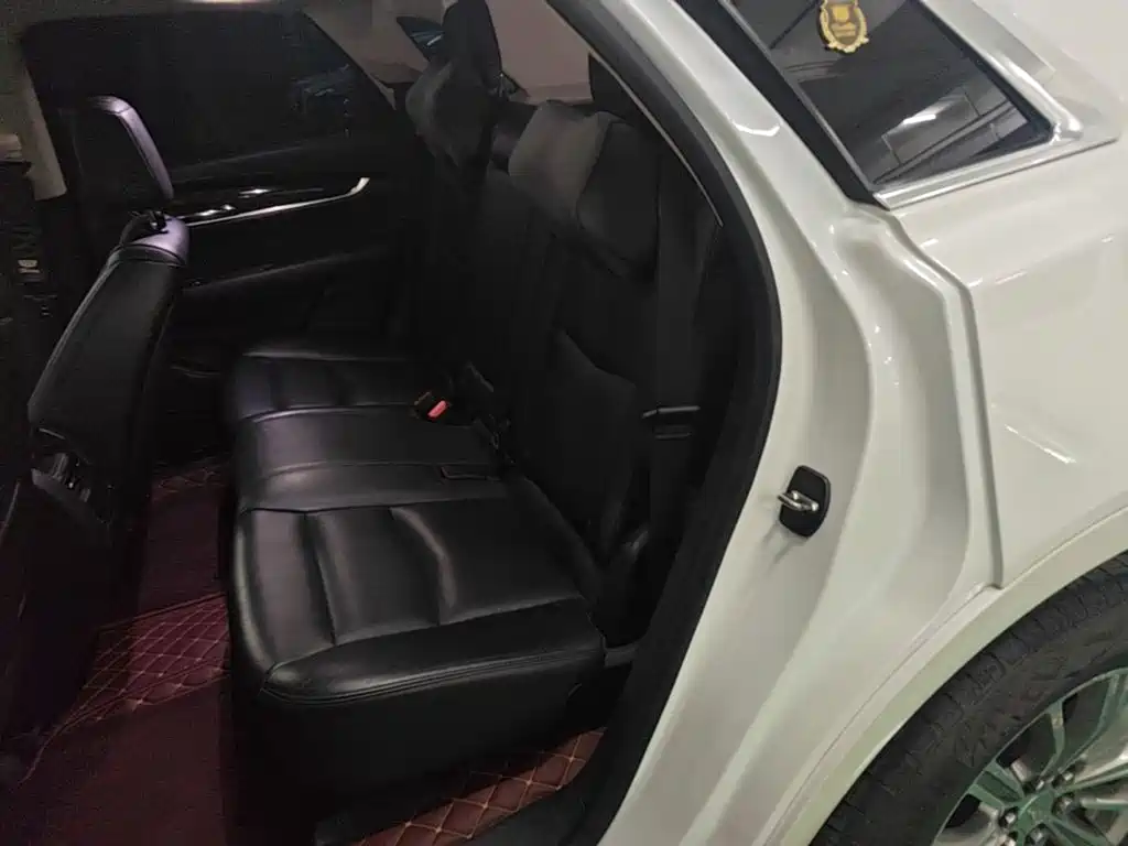 Cadillac XT5 — миниатюра 19