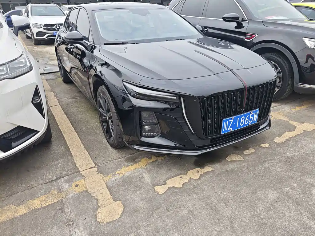 Hongqi Hongqi H5 — миниатюра 3