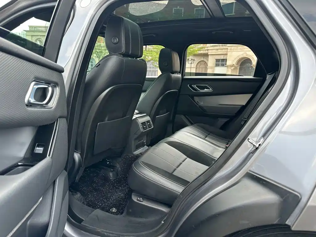 Land Rover Velar — миниатюра 10