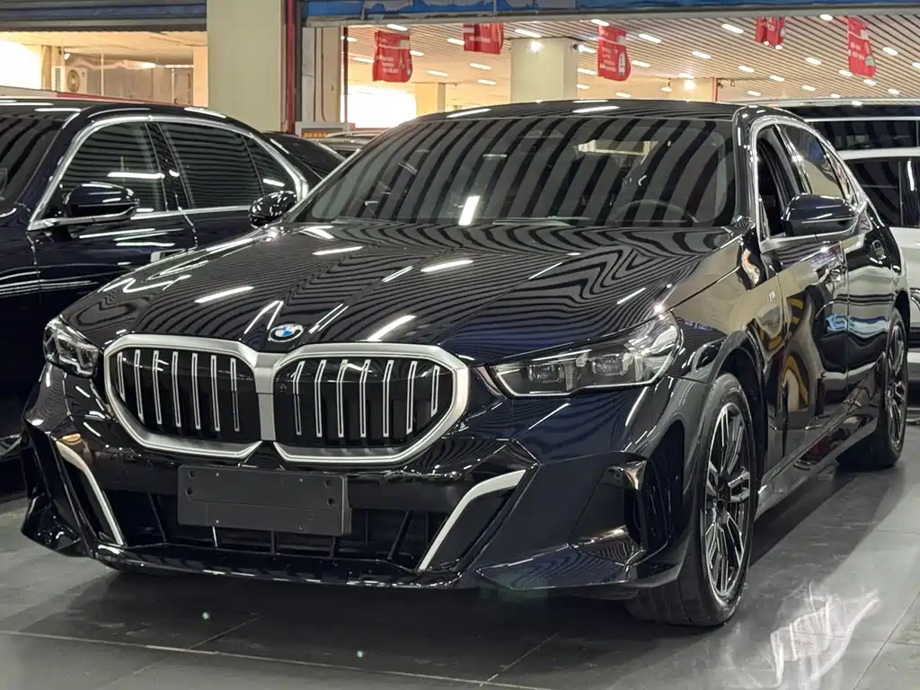BMW 5 Series 2024