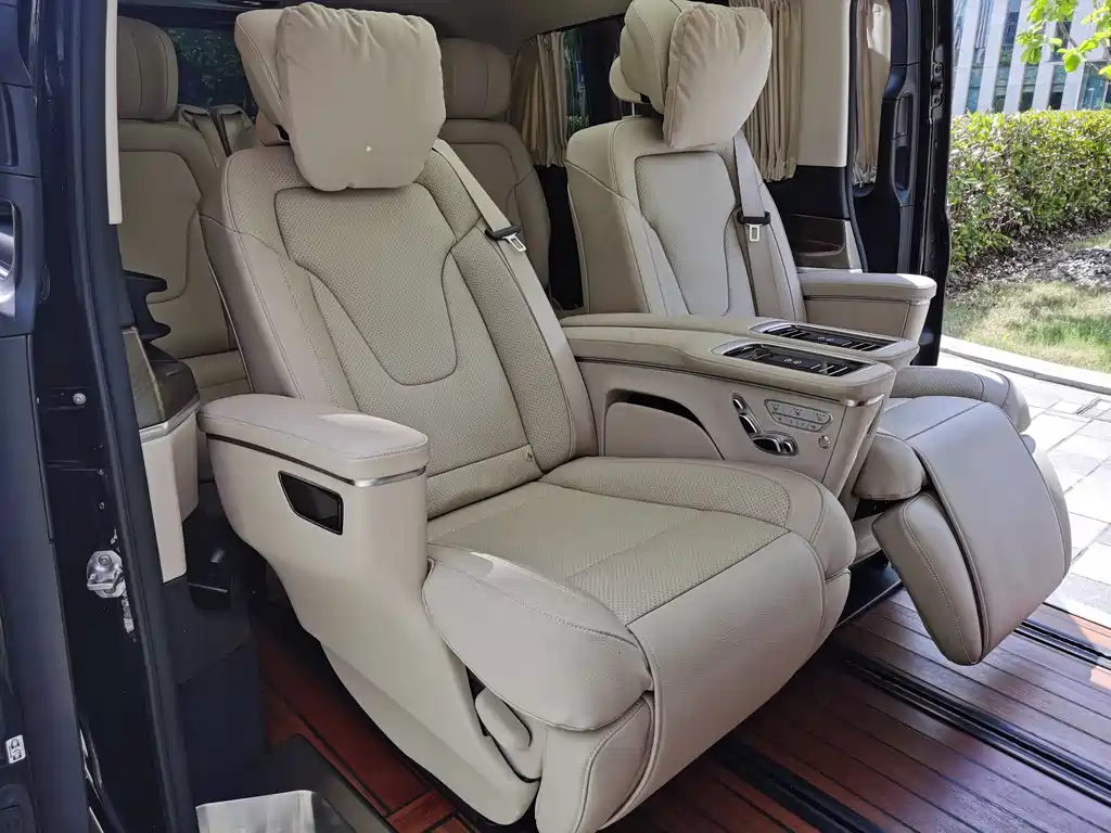 MERCEDES-BENZ V CLASS