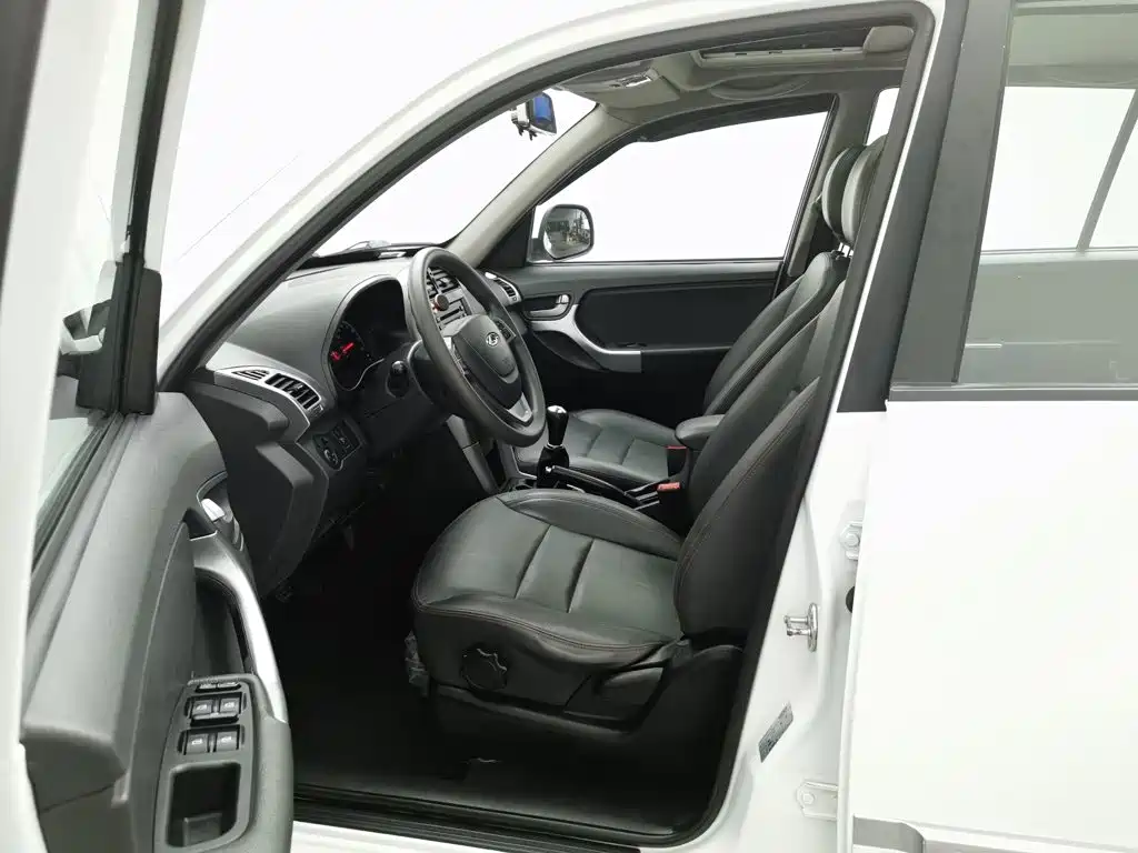 Chery Tiggo 3 — миниатюра 10