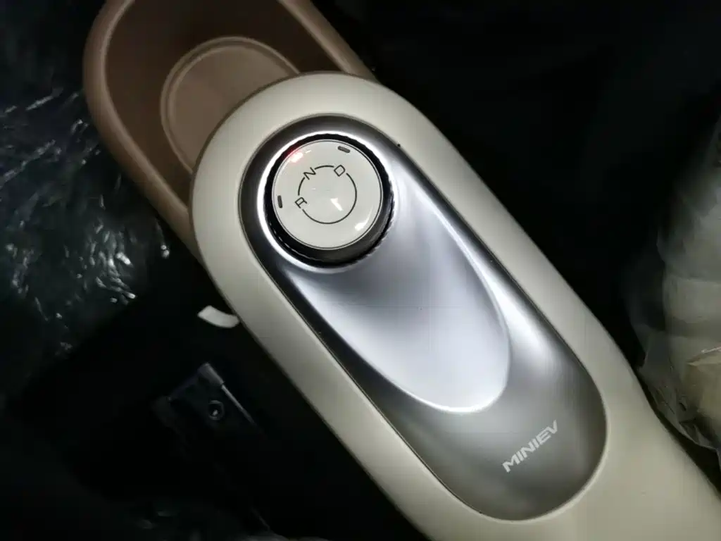 Wuling MINIEV — миниатюра 14