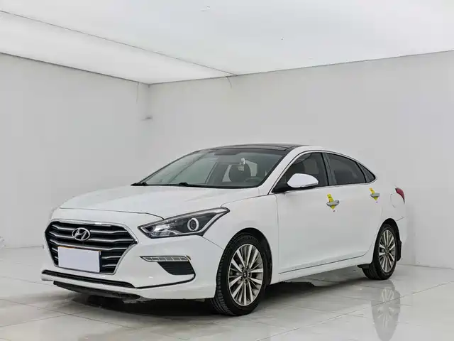 hyundai name-picture