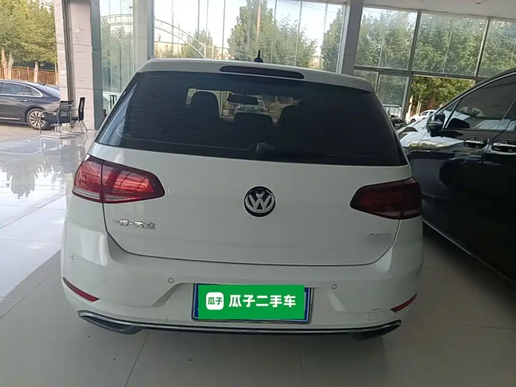 Volkswagen Golf — миниатюра 6