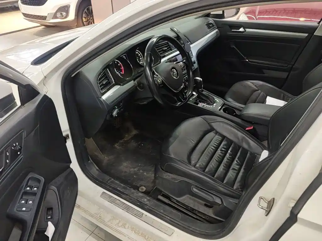 Volkswagen Lamando — миниатюра 16