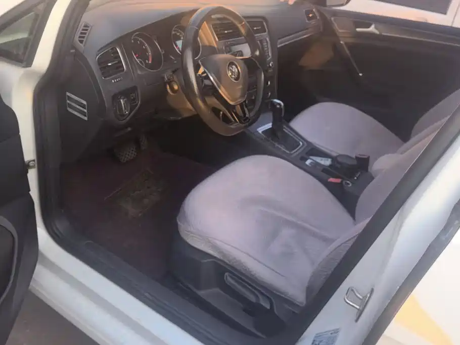 Volkswagen Golf — миниатюра 9