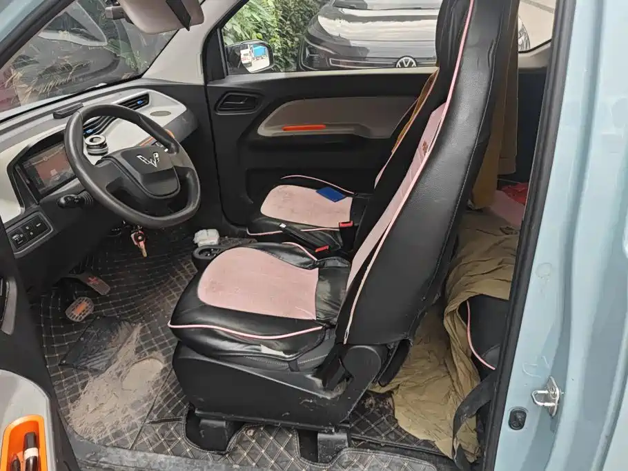Wuling MINIEV — миниатюра 11