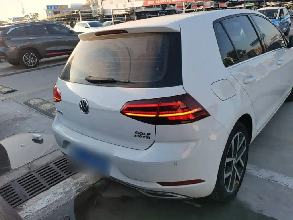 Volkswagen Golf — миниатюра 6