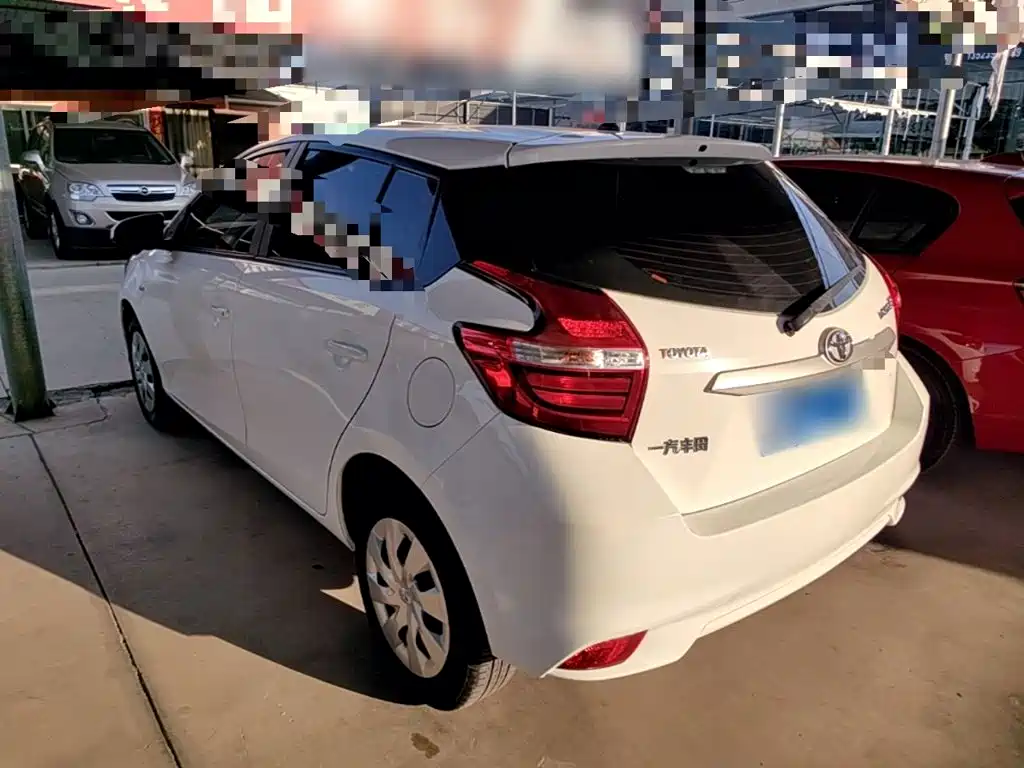 Toyota Vios FS — миниатюра 5