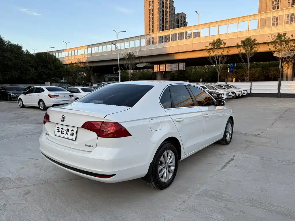 Volkswagen Bora — миниатюра 9