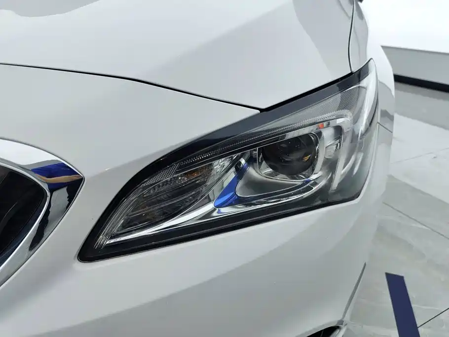Buick Verano — миниатюра 5