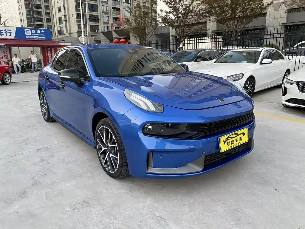 Lynk & Co 03 — миниатюра 2