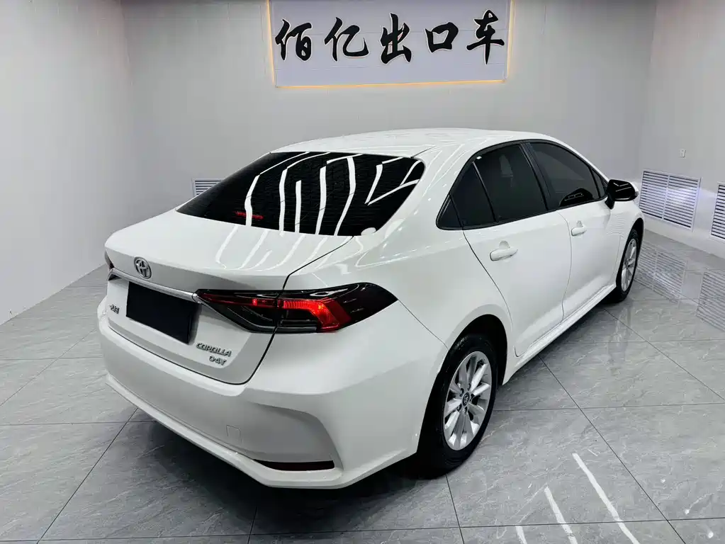 Toyota Corolla — миниатюра 4