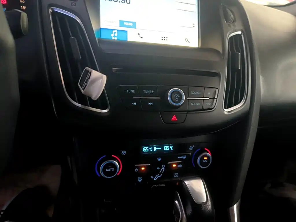 Ford Focus — миниатюра 13