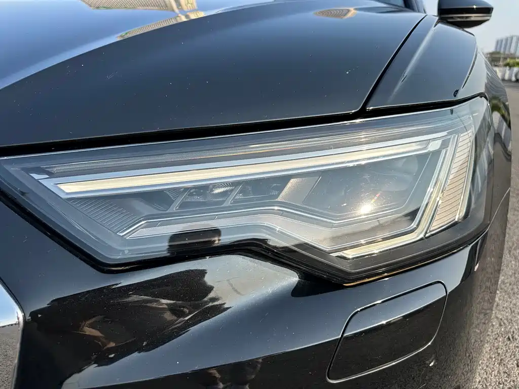 Audi A6L — миниатюра 10