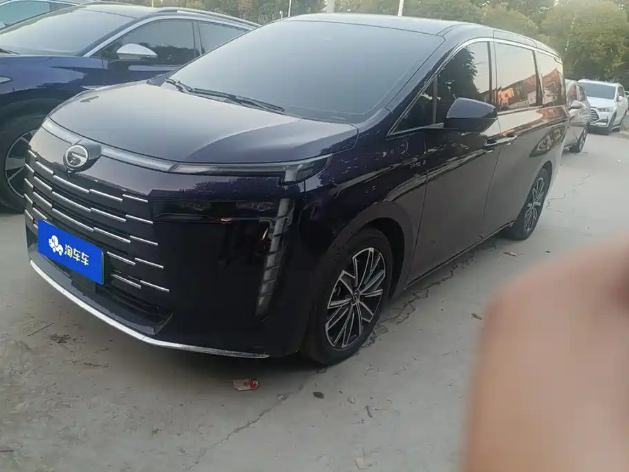 GAC Motor Trumpchi E8 PHEV