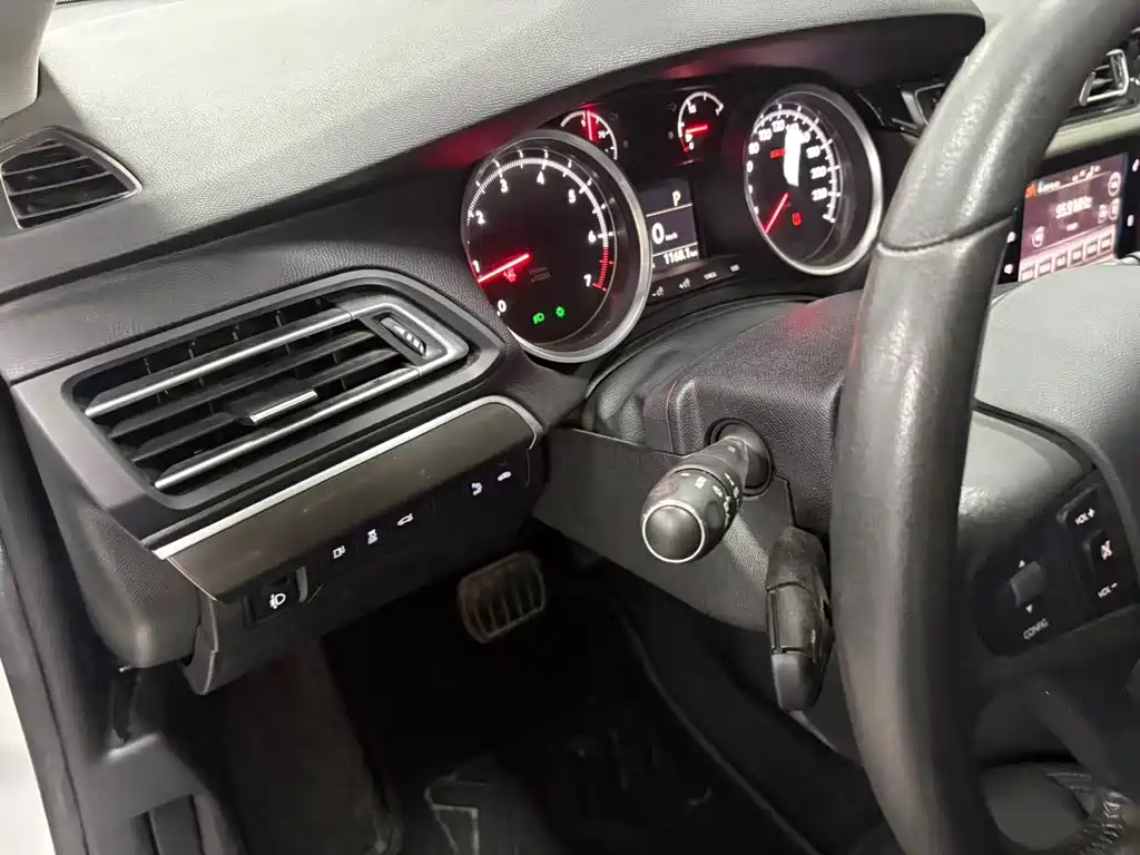 Peugeot 408 — миниатюра 16