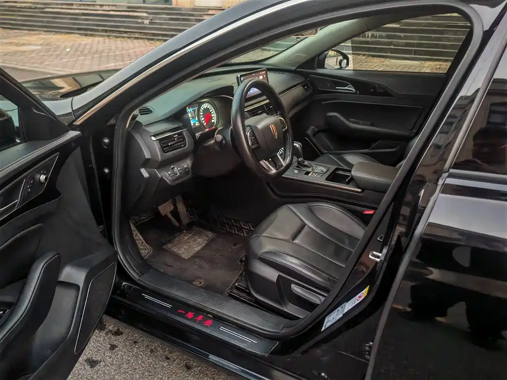 Hongqi Hongqi H5 — миниатюра 7