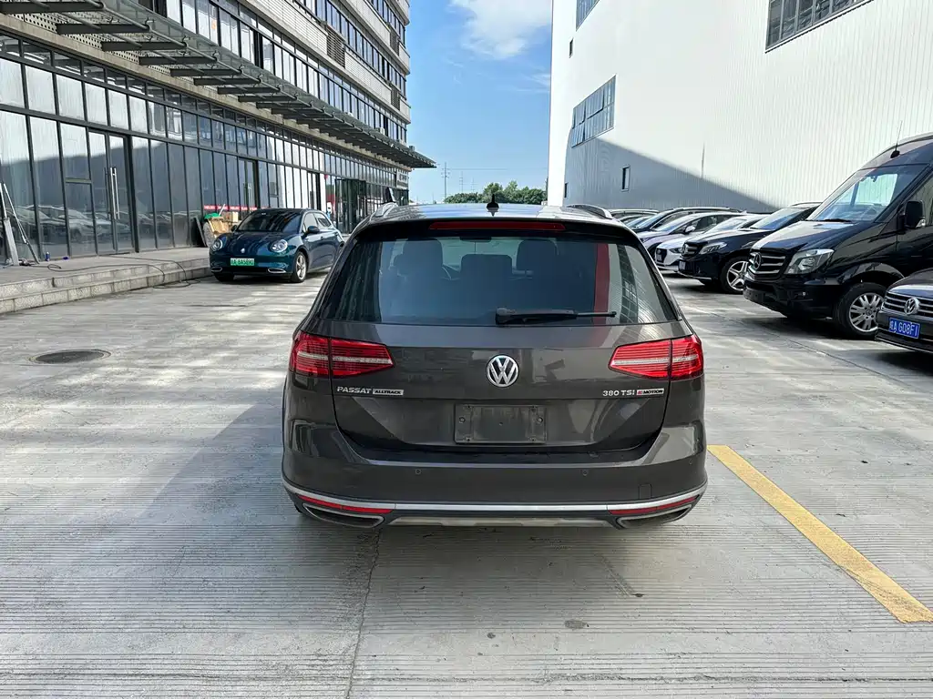 Volkswagen Passat Variant 2016 380TSI