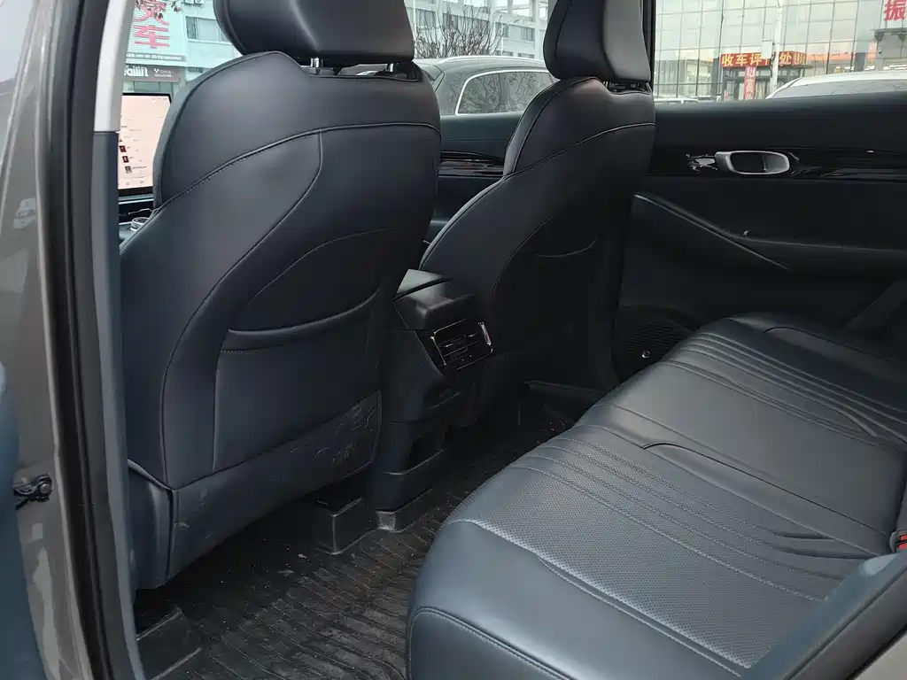 GEELY GALAXY GALAXY E5