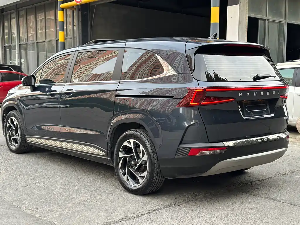 Hyundai Custo — миниатюра 9