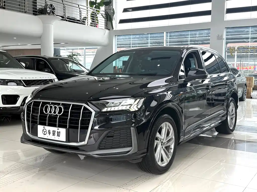 Audi Q7 2021