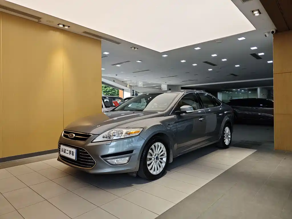 Ford Mondeo Zhisheng 2013