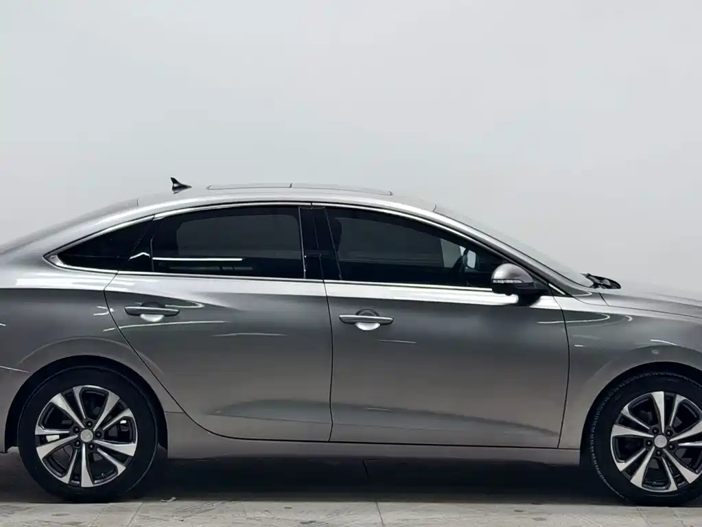 Changan Eado — миниатюра 8