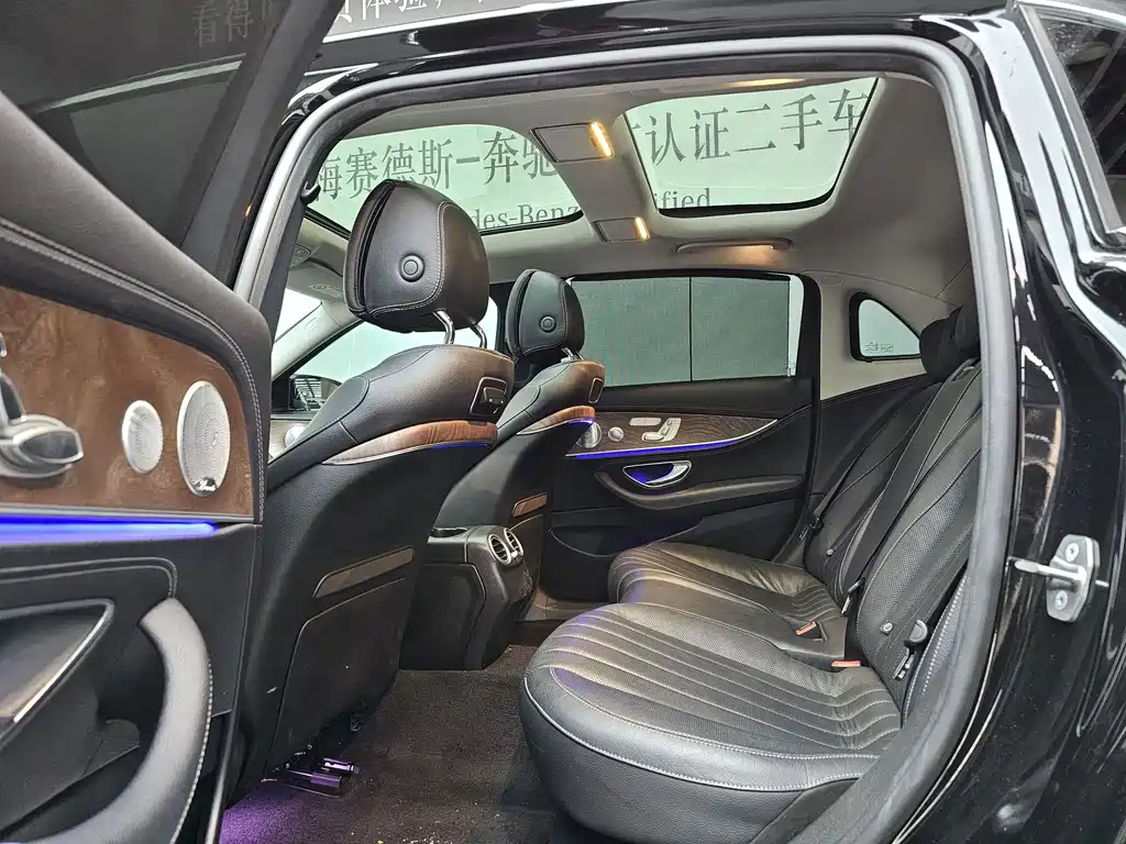 MERCEDES-BENZ E CLASS