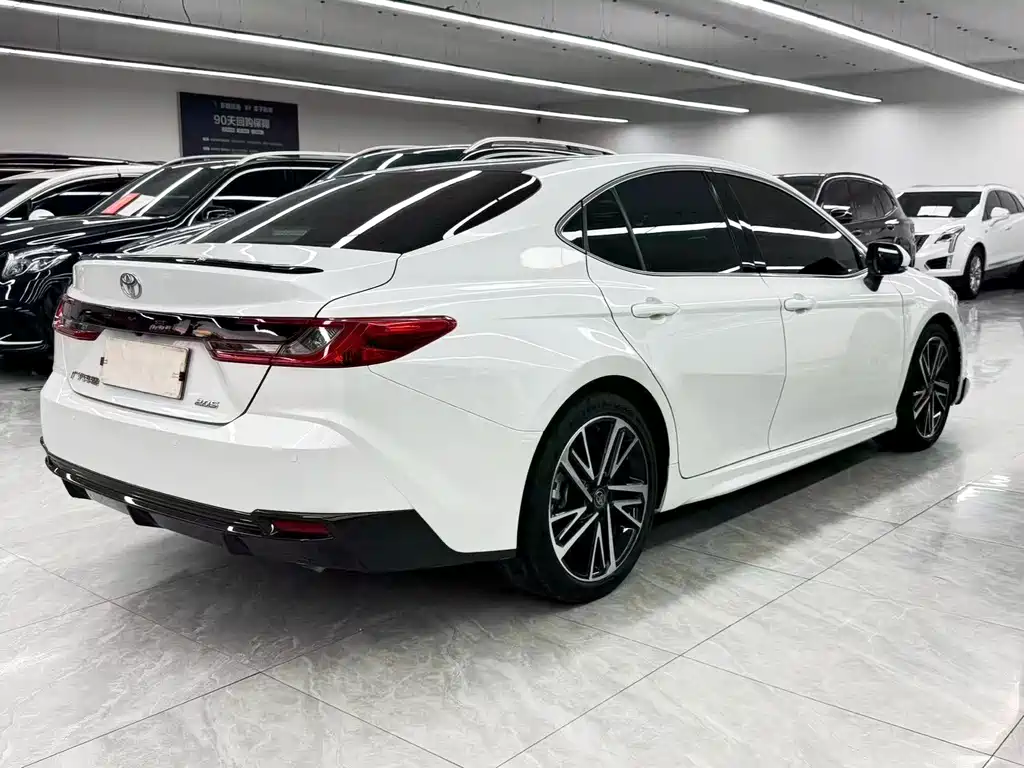Toyota Camry 2024 2.0S Sport
