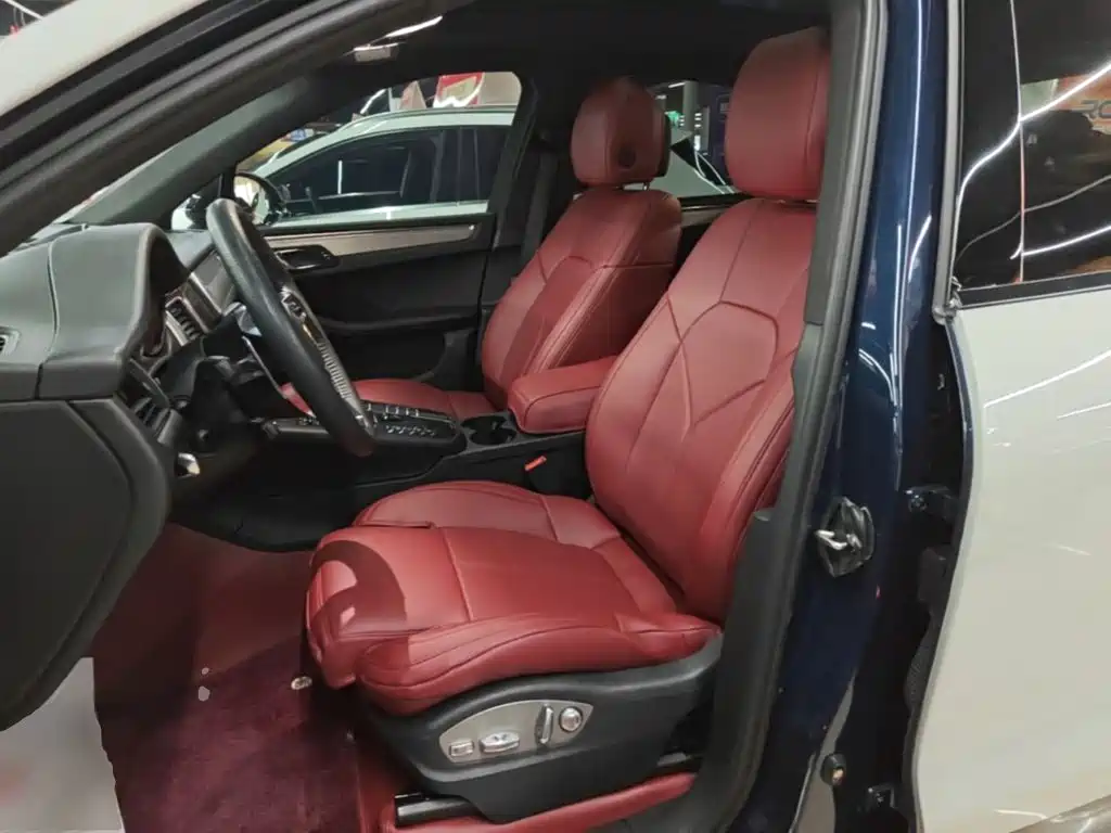 Porsche Macan — миниатюра 15