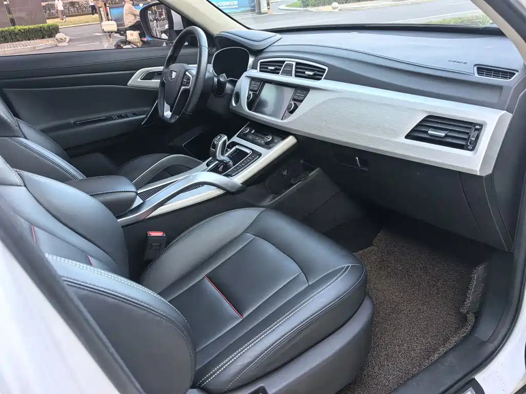 Geely Boyue — миниатюра 12