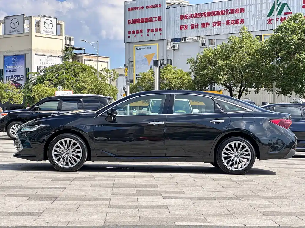 Toyota Avalon — миниатюра 6