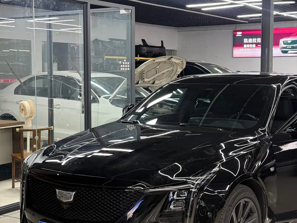 Cadillac CT5 — миниатюра 2