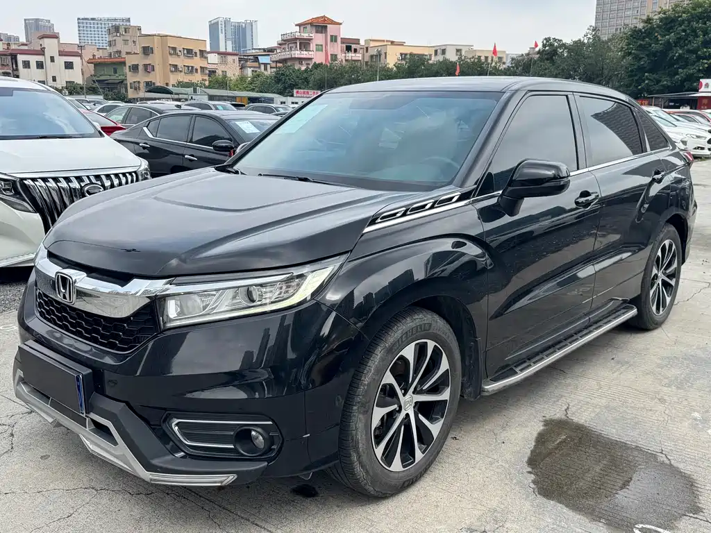 Купить Honda Avancier