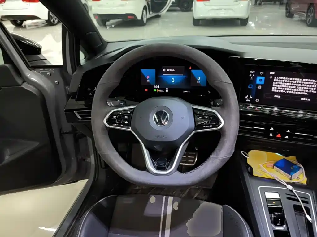Volkswagen Golf — миниатюра 11
