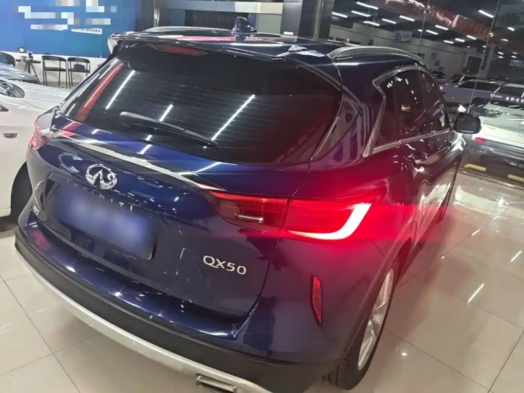 Infiniti QX50 — миниатюра 7