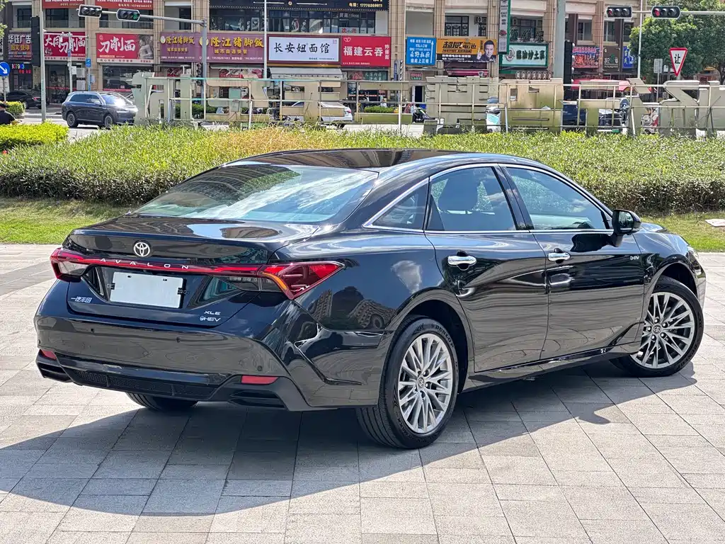 Toyota Avalon — миниатюра 4