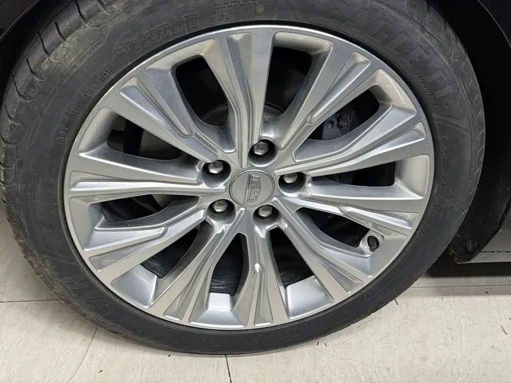 Cadillac CT6 — миниатюра 3