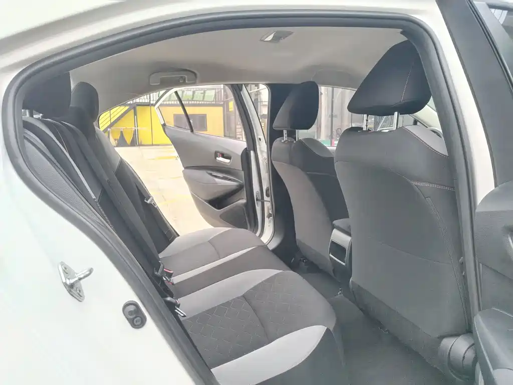 Toyota Corolla — миниатюра 11